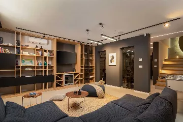 Sea View Villa in Jezera for 8 Guests