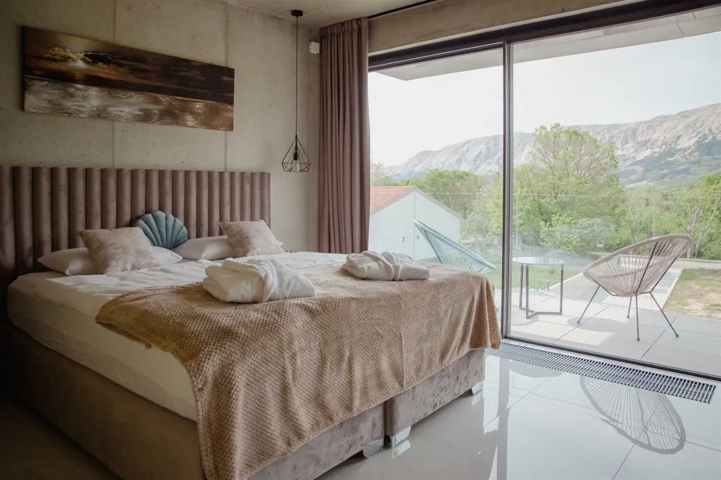 Villa with Heated Pool in Baška for 8 Guests