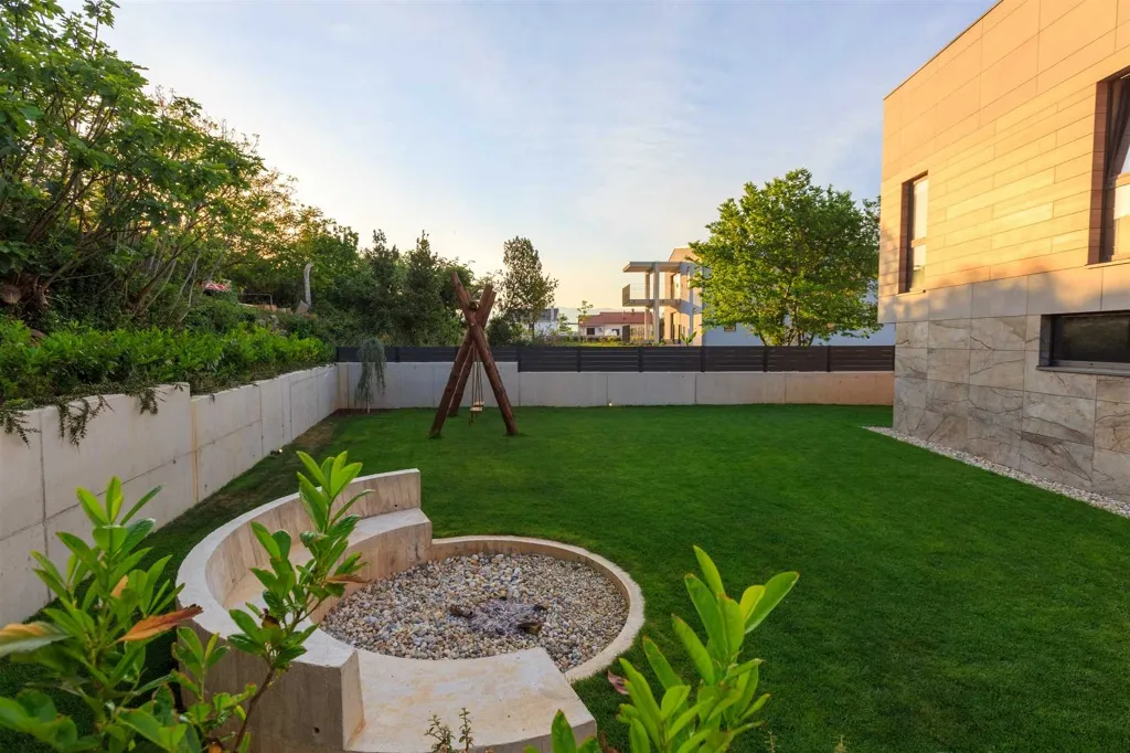 Villa with Heated Pool in Baška for 8 Guests
