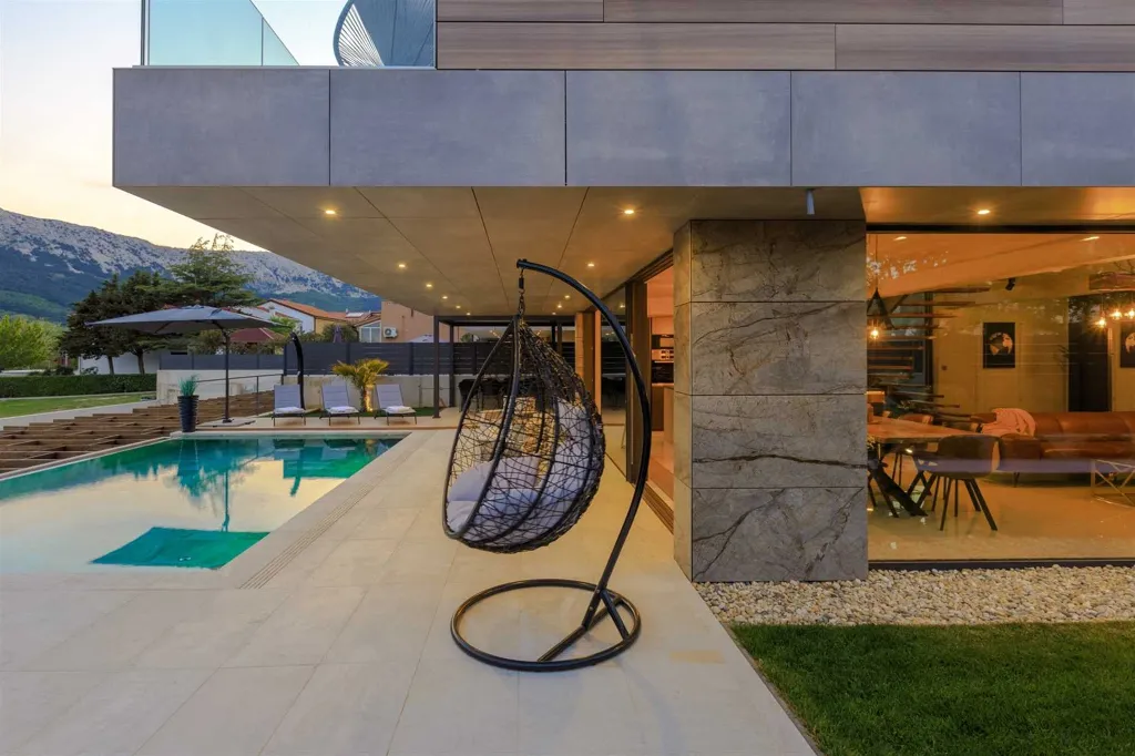 Villa with Heated Pool in Baška for 8 Guests