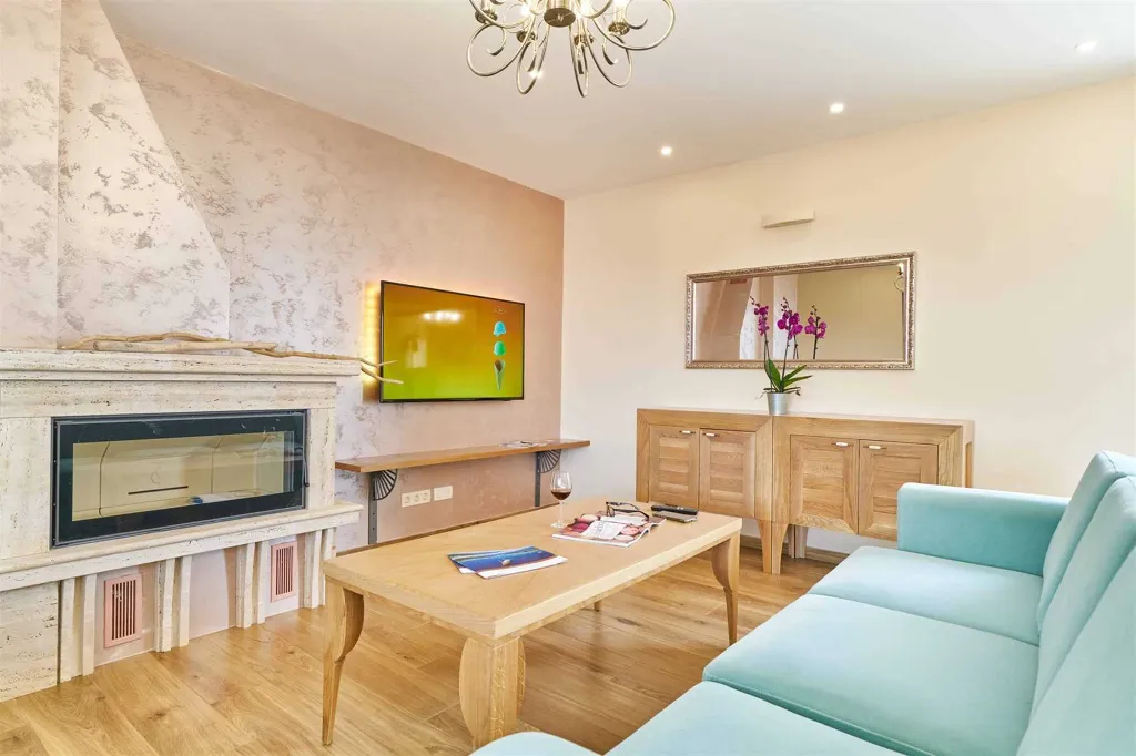 Sea View Villa in Jesenice for 12 Guests