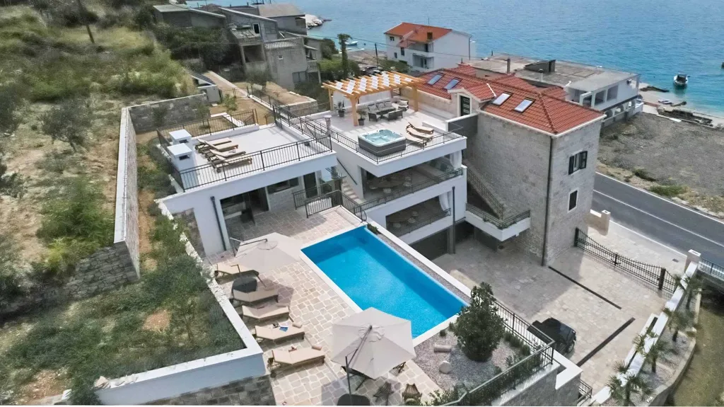 Sea View Villa in Jesenice for 12 Guests