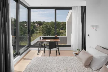 Villa with Heated Saltwater Pool in Ližnjan