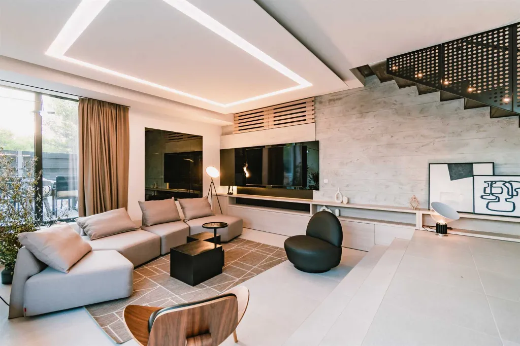 Srima Villa for 8 Guests with Pool and Sauna