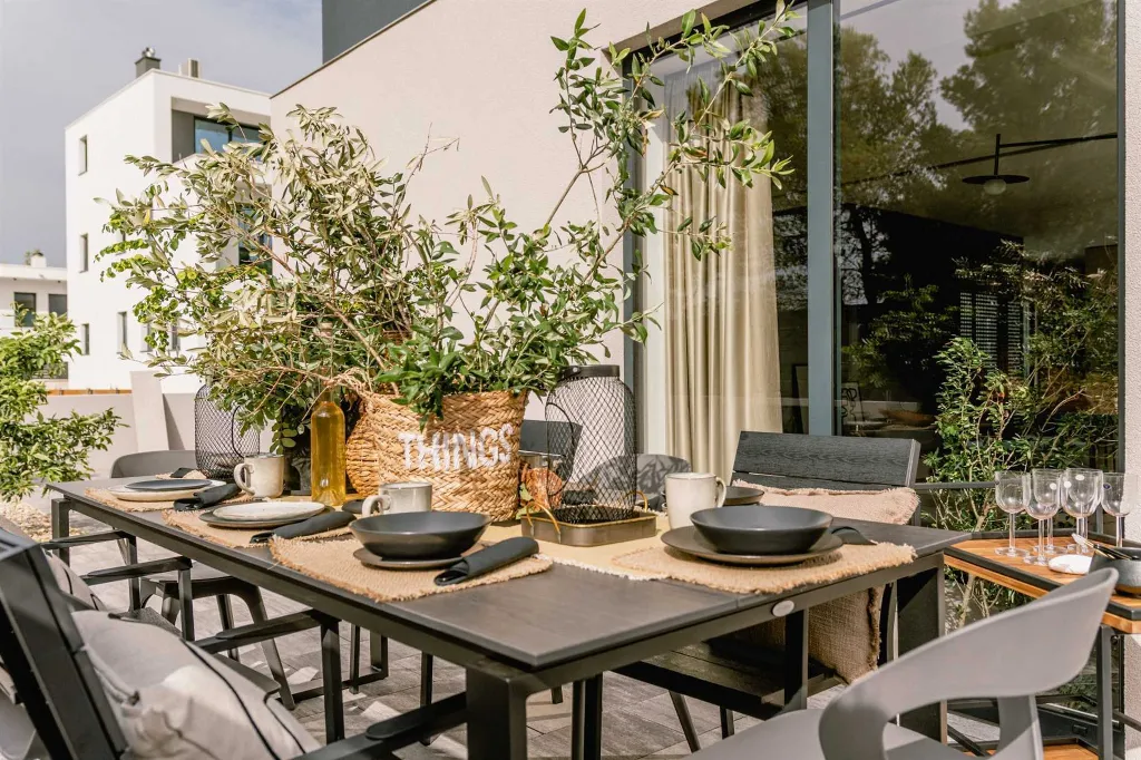 Srima Villa for 8 Guests with Pool and Sauna