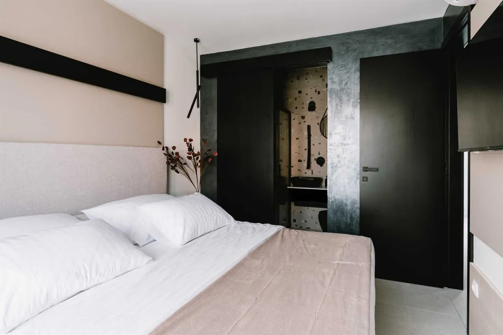 Srima Villa for 8 Guests with Pool and Sauna