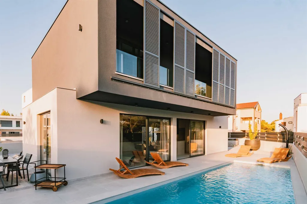 Srima Villa for 8 Guests with Pool and Sauna