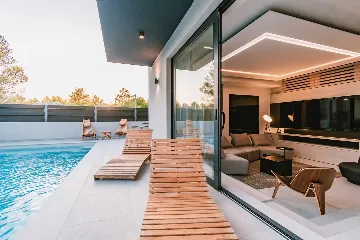 Srima Villa for 8 Guests with Pool and Sauna