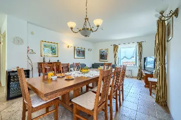 Sumartin Villa with Private Pool for Up to 10