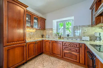 Sumartin Villa with Private Pool for Up to 10