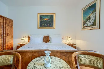 Sumartin Villa with Private Pool for Up to 10