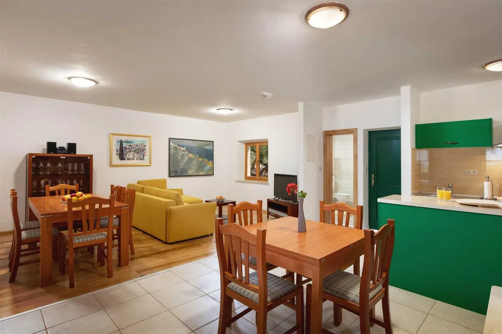 Private Heated Pool Villa in Pučišća for Up to 6