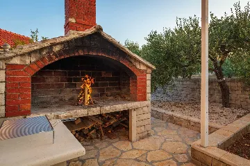 Private Heated Pool Villa in Pučišća for Up to 6