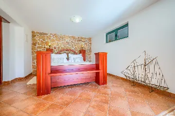 3-Bedroom Villa in Sumartin with Private Pool