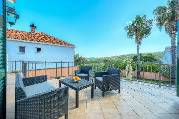 3-Bedroom Villa in Sumartin with Private Pool