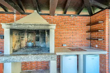 3-Bedroom Villa in Sumartin with Private Pool