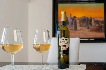 3-Bedroom Villa in Sumartin with Private Pool