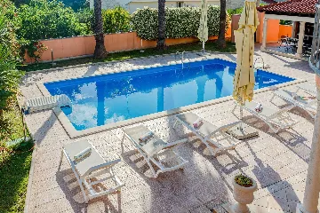 3-Bedroom Villa in Sumartin with Private Pool