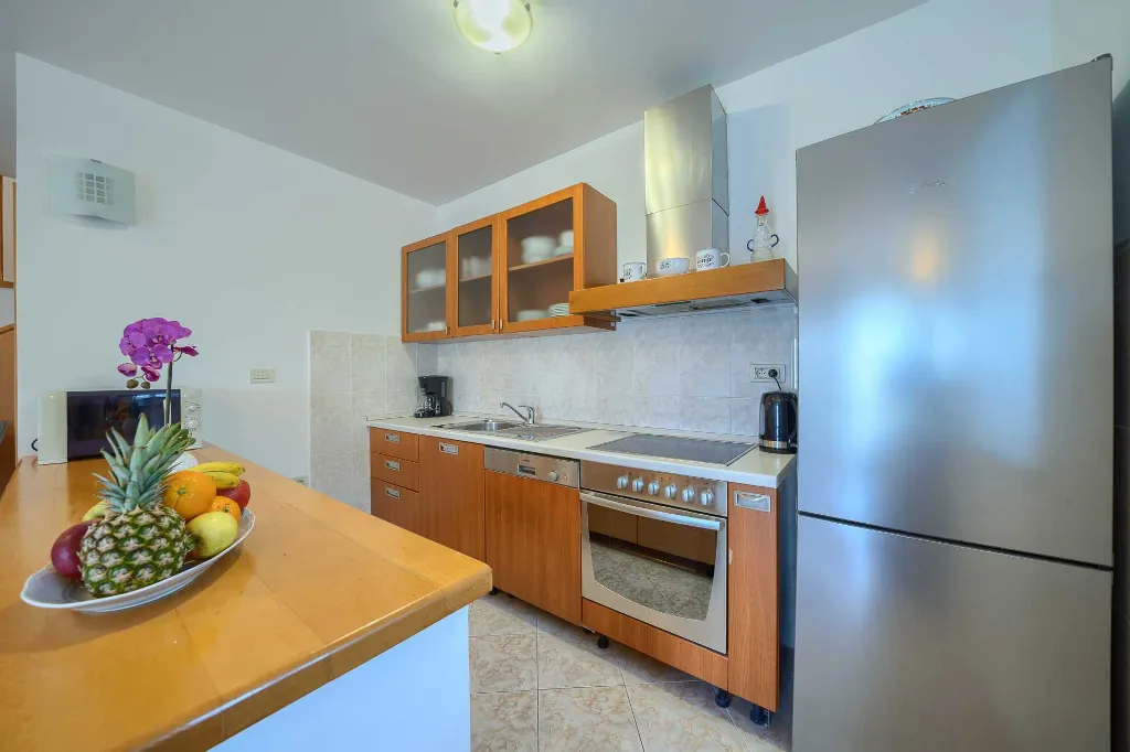3-Bedroom Villa in Sumartin with Private Pool