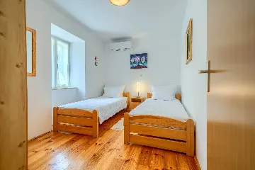 3-Bedroom Villa in Sumartin with Private Pool