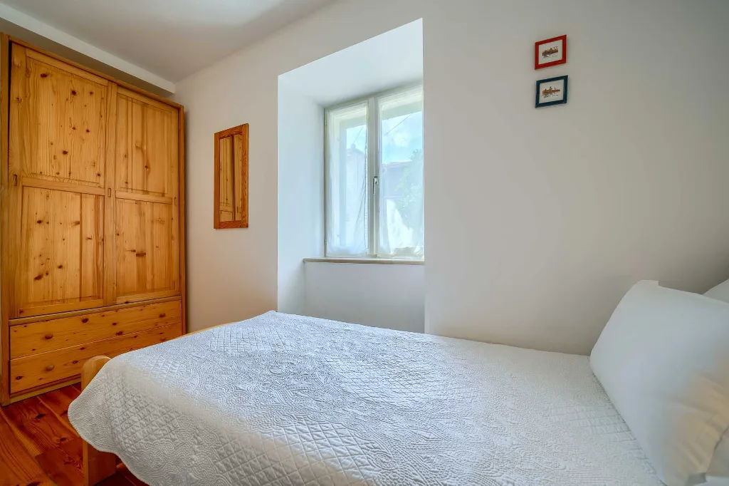 3-Bedroom Villa in Sumartin with Private Pool