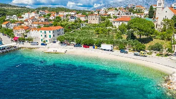 3-Bedroom Villa in Sumartin with Private Pool