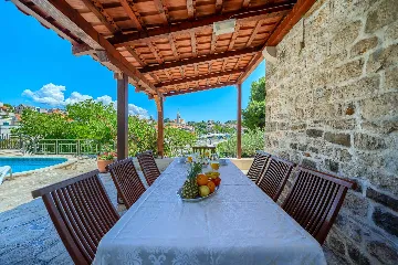 3-Bedroom Villa in Sumartin with Private Pool