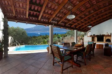 Supetar Villa with Private Pool and Garden (9)