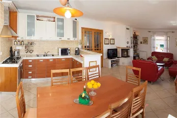 Supetar Villa with Private Pool and Garden (9)