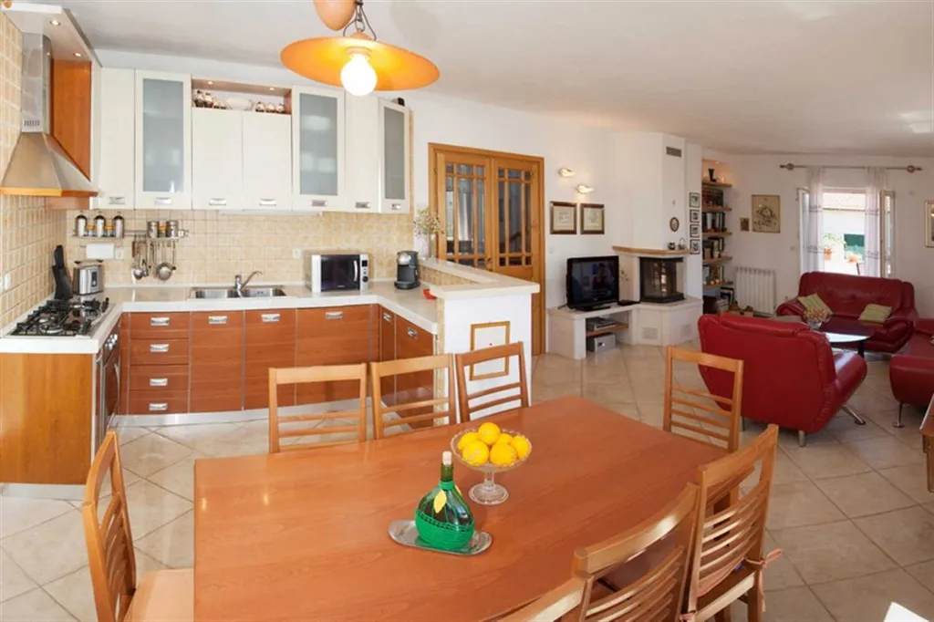 Supetar Villa with Private Pool and Garden (9)