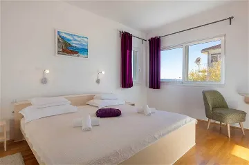 Villa with Heated Private Pool in Podstrana