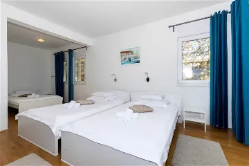 Villa with Heated Private Pool in Podstrana