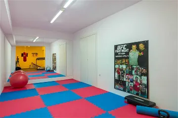 Villa with Heated Private Pool in Podstrana