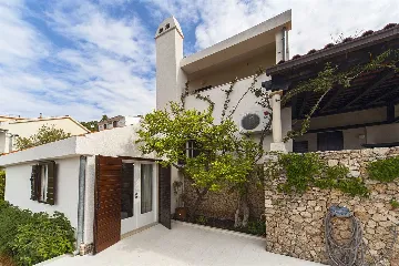 Family Villa with Private Pool in Baška Voda