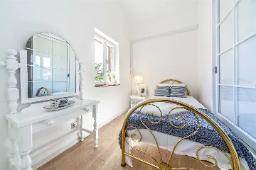 Family Villa with Private Pool in Baška Voda