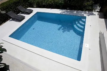 Family Villa with Private Pool in Baška Voda