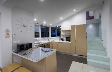 4-Bedroom Villa in Rogoznica for Up to 15 Guests