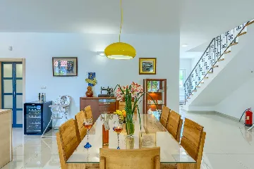 3-Bedroom Villa in Župa for Up to 6 Guests