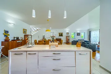3-Bedroom Villa in Župa for Up to 6 Guests