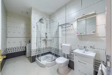 3-Bedroom Villa in Župa for Up to 6 Guests