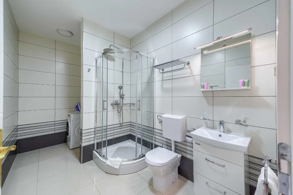 3-Bedroom Villa in Župa for Up to 6 Guests