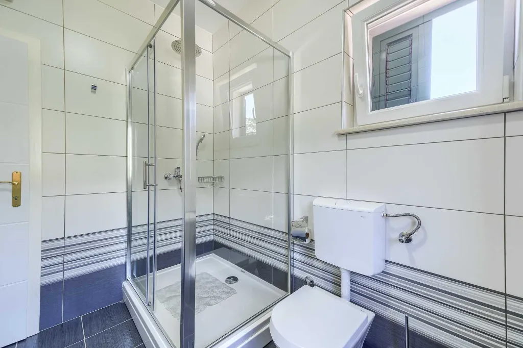 3-Bedroom Villa in Župa for Up to 6 Guests