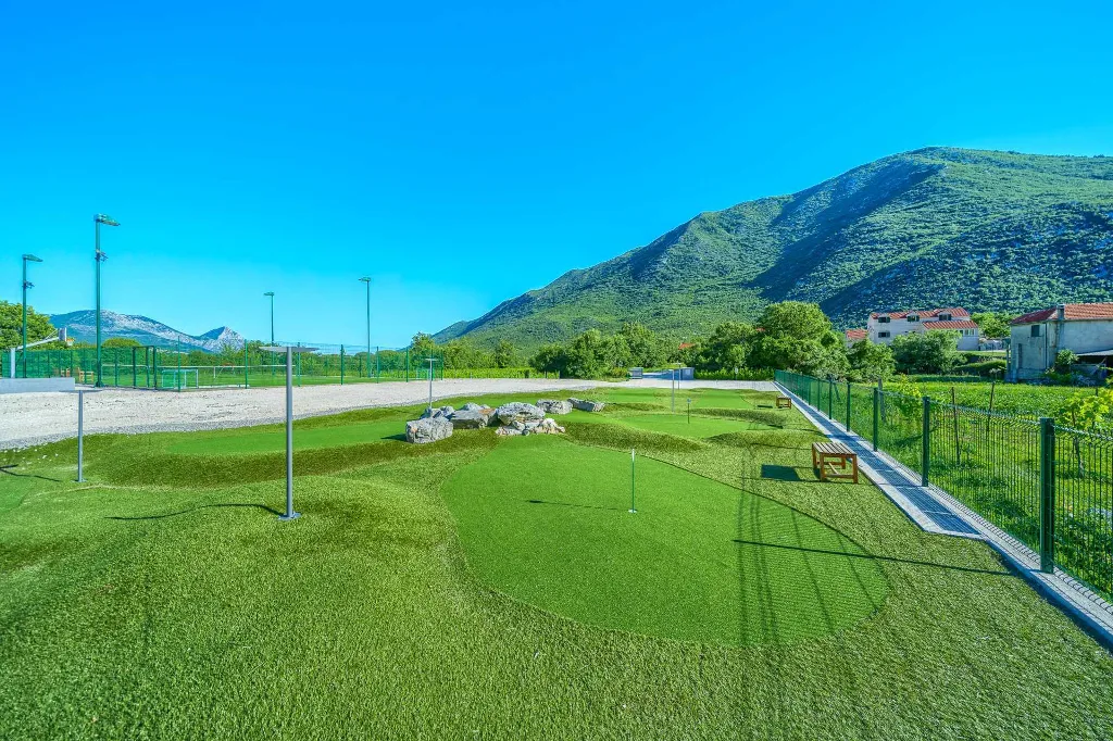 3-Bedroom Villa in Župa for Up to 6 Guests