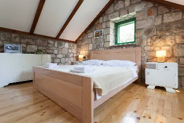 4-Bedroom Villa in Dubrovnik (Up to 8 Guests)
