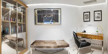 4-Bedroom Waterfront Villa in Sumartin (Up to 8)