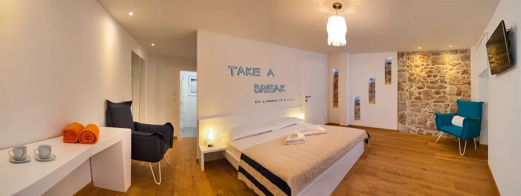 5-Bedroom Villa in Bol, Croatia (Private Pool)