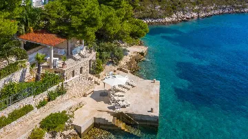 Sea-Front Villa for 12 Guests in Hvar