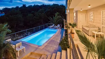 Sea-Front Villa for 12 Guests in Hvar