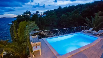 Sea-Front Villa for 12 Guests in Hvar