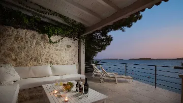Sea-Front Villa for 12 Guests in Hvar